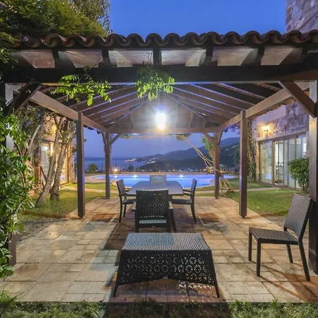 Villa Torba Bay By Evtatilim